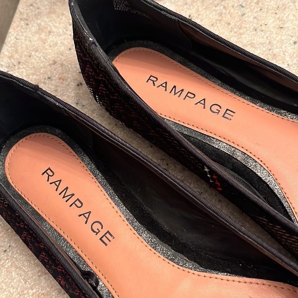 Rampage brand size 8.5 pointed toe flats- brand new! - Picture 3 of 7